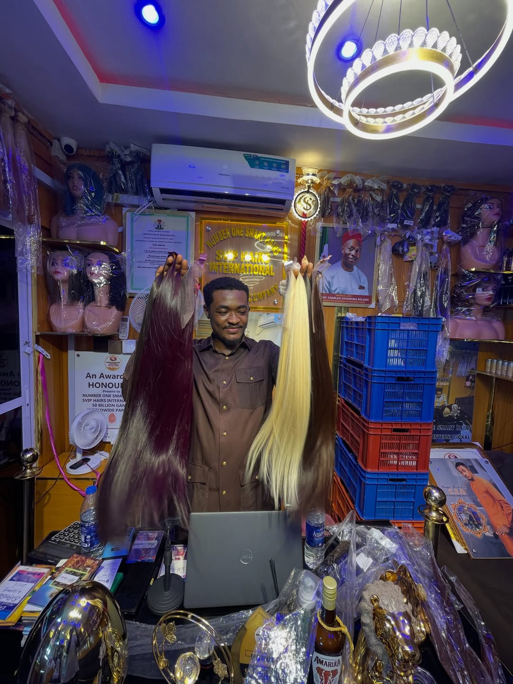 New version unleashed 💥. Just now. 💥VIP luxury Vietnamese Donor bone 🦴. All colors restocked ✅ All lengths Restocked ✅ . . From. 8inch to. 40inch. . 2*4 .2*6 .5*5 .6*6 .13*4 .13*6
